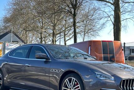 Maserati Quattroporte 62.000 km 39.500 € Köln 51107