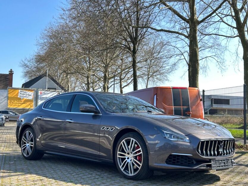 Maserati Quattroporte 62.000 km 39.500 € Köln 51107
