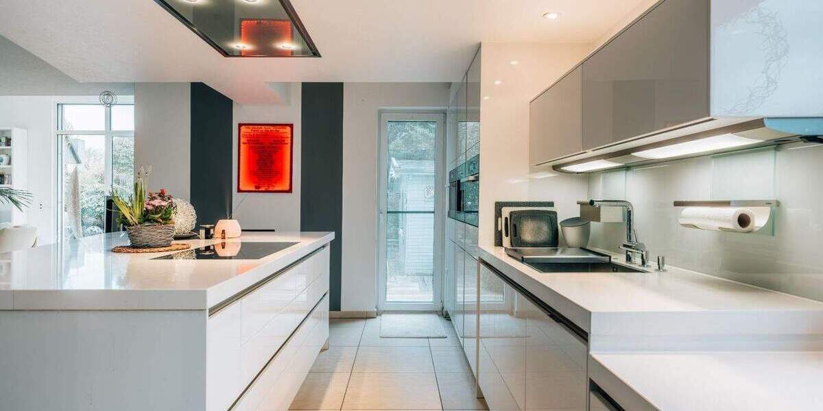 Einfamilienhaus Bergisch Gladbach Schildgen - 7 Zimmer, 282 m&sup2;, 945.000&euro; | Angebot:24138043