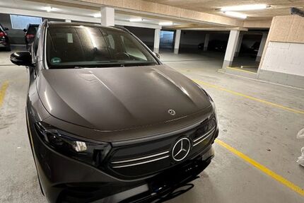 Mercedes EQA