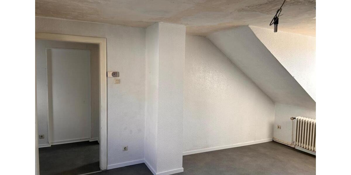 Dachgeschoßwohnung Solingen Central - 3 Zimmer, 78 m&sup2;, 770&euro; | Angebot:25414904