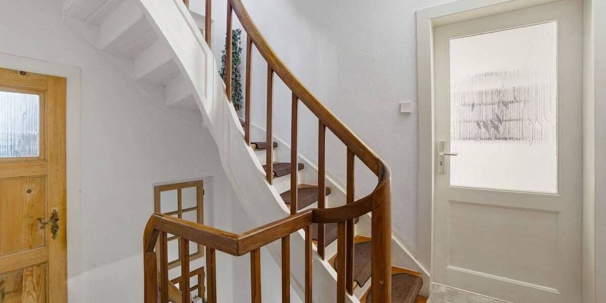 Mehrfamilienhaus, Wohnhaus Solingen Solingen-Mitte - 6 Zimmer, 156 m&sup2;, 449.000&euro; | Angebot:26887639