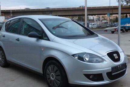 Seat Altea 171.000 km 3.900 € Köln 51105