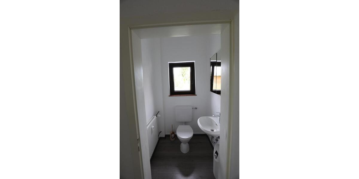 Mehrfamilienhaus, Wohnhaus Leichlingen (Rheinland) - 2 Zimmer, 55 m&sup2;, 550&euro; | Angebot:26142575