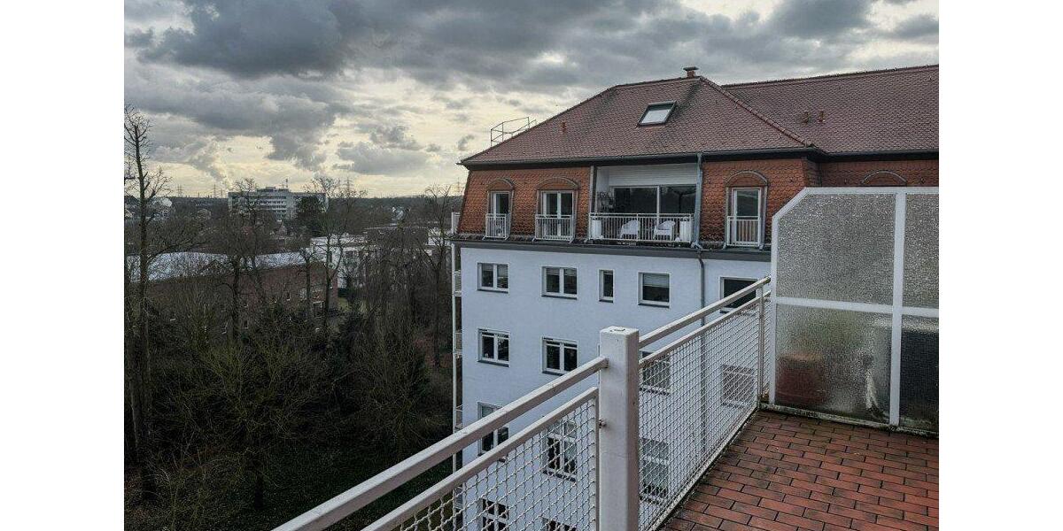 Maisonettenwohnung Neuss Augustinusviertel - 4 Zimmer, 145 m&sup2;, 2.000&euro; | Angebot:25637900