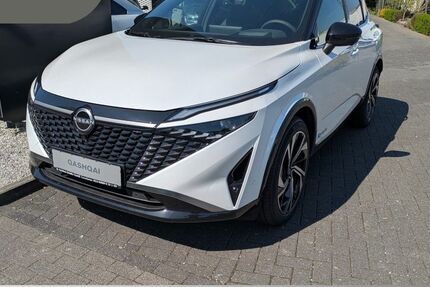 Nissan Qashqai 8.830 km 34.928 &euro; Monheim 40789