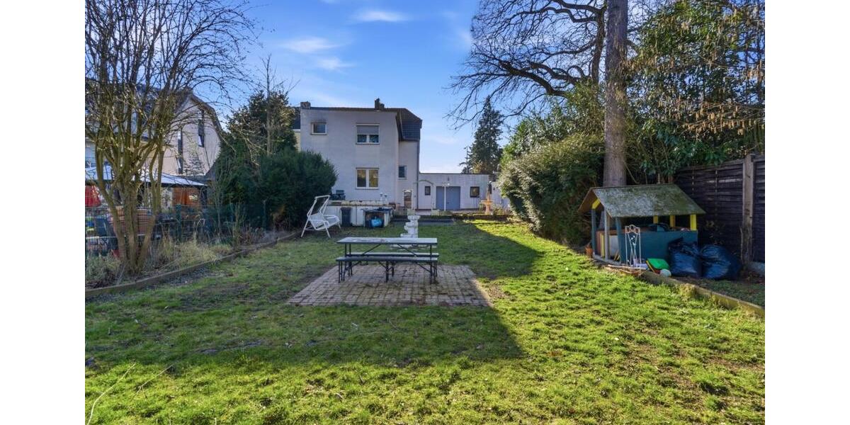 Mehrfamilienhaus, Wohnhaus Köln Heimersdorf - 10 Zimmer, 209 m&sup2;, 699.000&euro; | Angebot:26405452