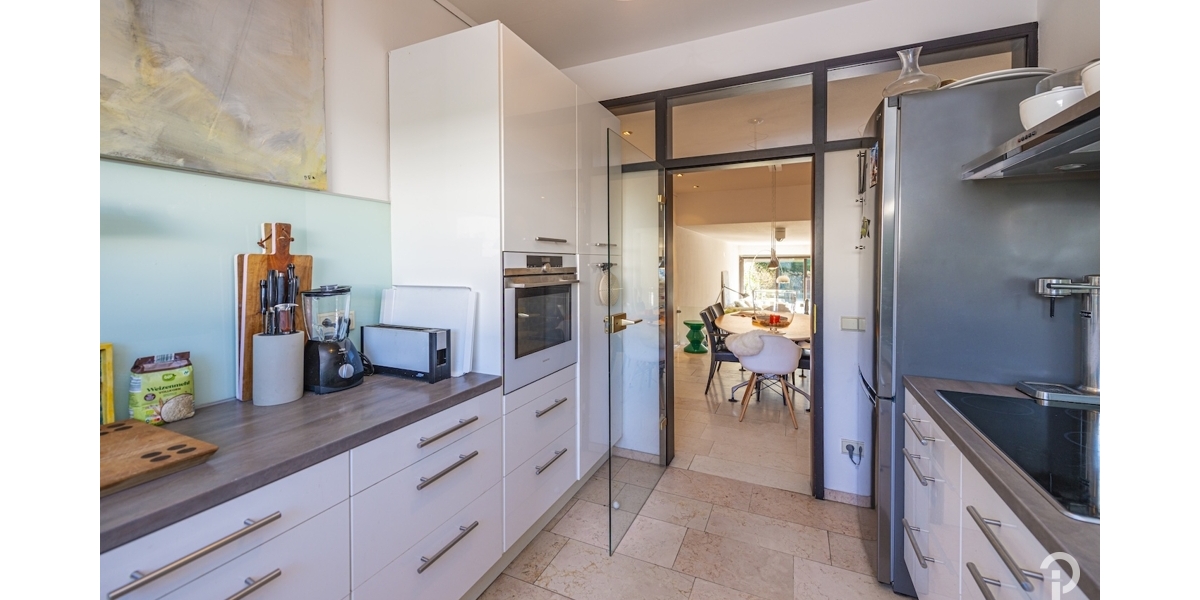 Charmantes Split-Level-Reihenendhaus in unmittelbarer Rheinnähe im Herzen von Düsseldorf-Benrath - Reihenendhaus Düsseldorf Stadtbezirk 9 | Angebot:27007603