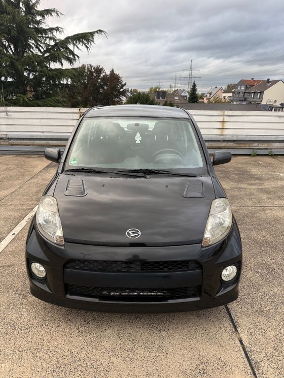 Daihatsu Sirion 91.000 km 3.900 € Leverkusen 51373