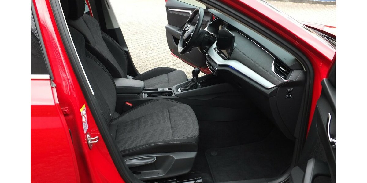 Skoda Octavia 2.0TDi STYLE NAVI BLUETOOTH PARKPILOT 53.254 km 18.908 &euro; Köln 50858