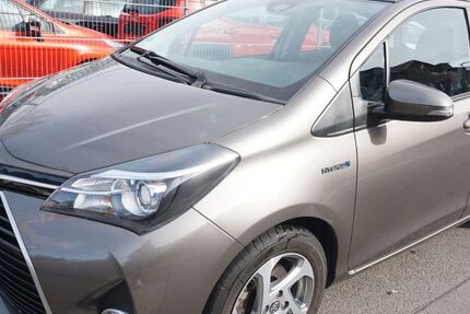 Toyota Yaris 34.550 km 12.999 &euro; Köln 51143