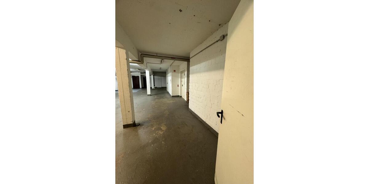 Gewerbeobjekt Düsseldorf Stadtbezirk 3 - 1.380&euro; | Angebot:24916667