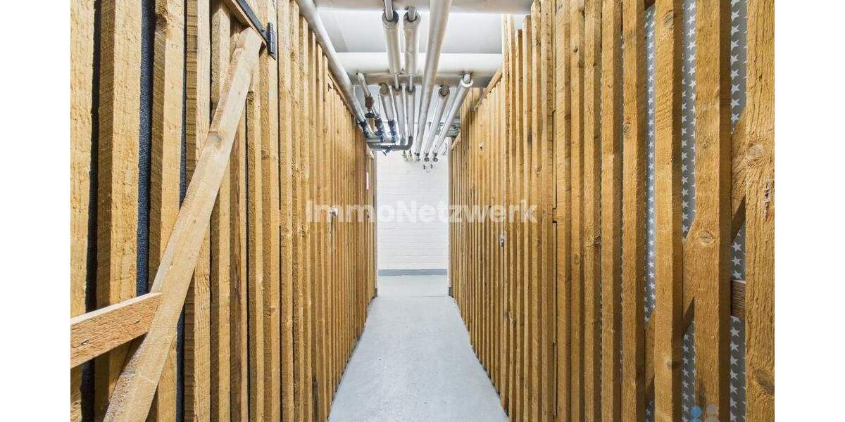 Etagenwohnung Neuss Innenstadt - 3 Zimmer, 78 m&sup2;, 275.000&euro; | Angebot:24814323