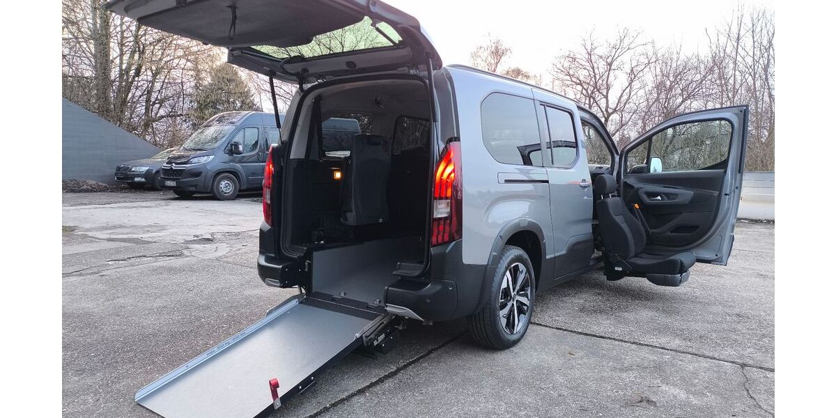 VW Caddy 4.480 km 47.950 &euro; Solingen 42657