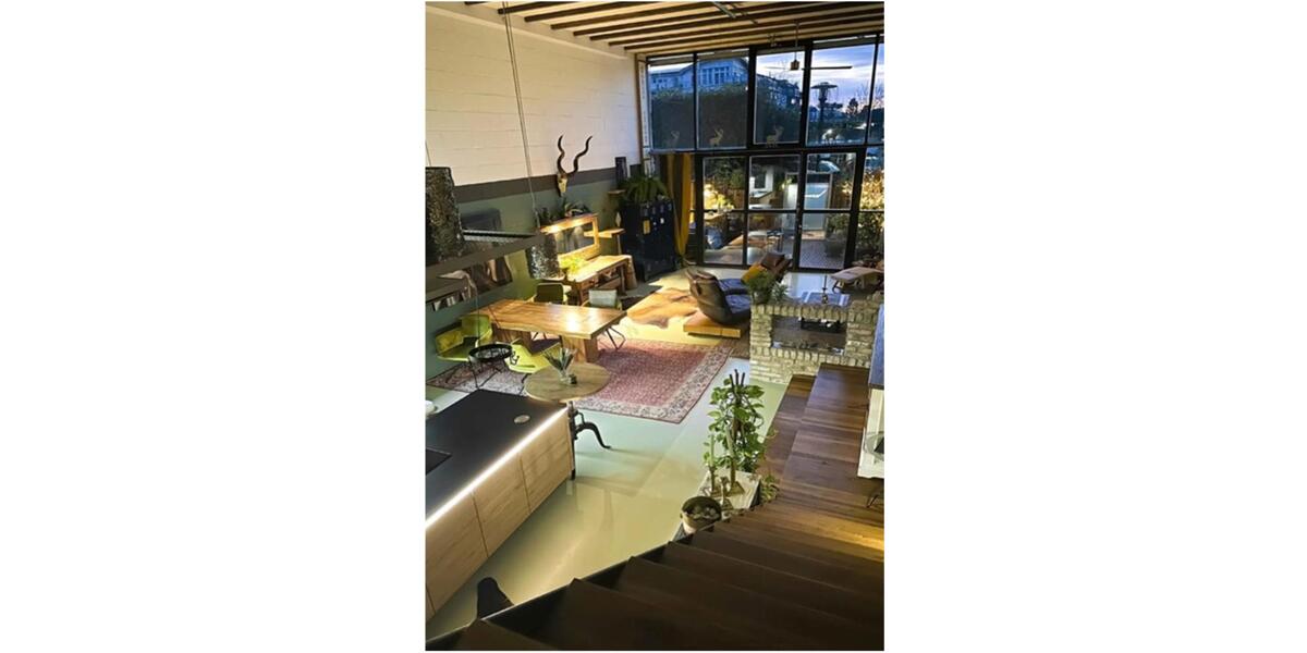 Liebevoll gestaltetes Industrie-Loft zum Wohnen und Arbeiten 3 zimmer