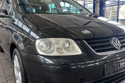 VW Touran 259.000 km 3.300 &euro; Brühl (Nähe Köln) 50321