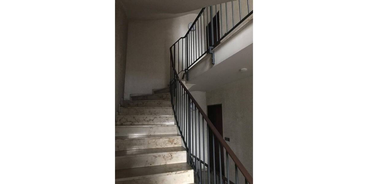 Further Schmuckstück! WGH mit Fitnessstudio und 6 Einheiten + 10 Garagen zimmer