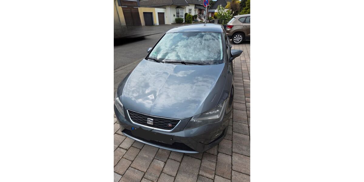 Seat Leon 81.500 km 9.990 &euro; Leverkusen 51373