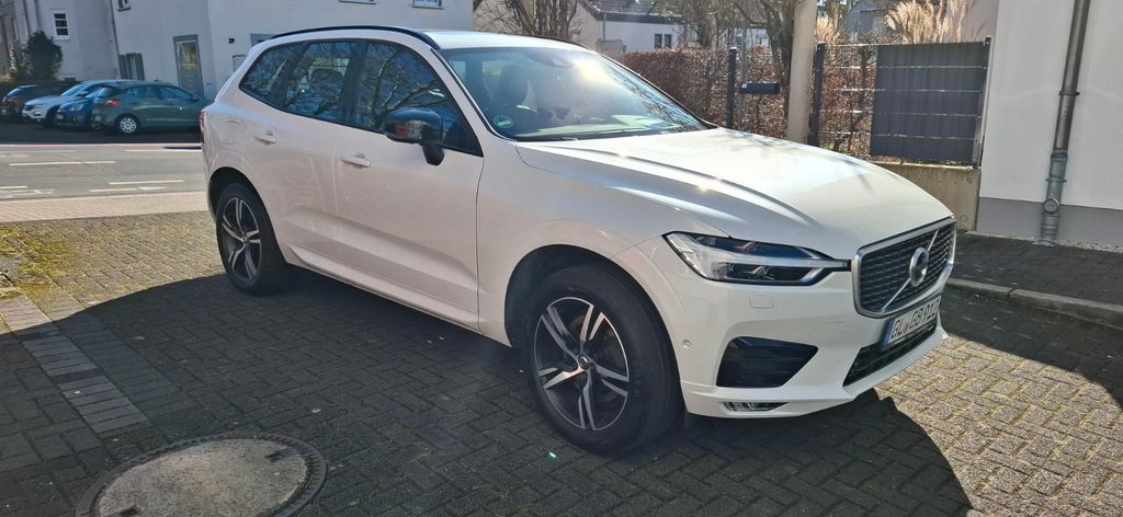 Volvo XC60 93.500 km 28.000 &euro; Bergisch Gladbach 51429