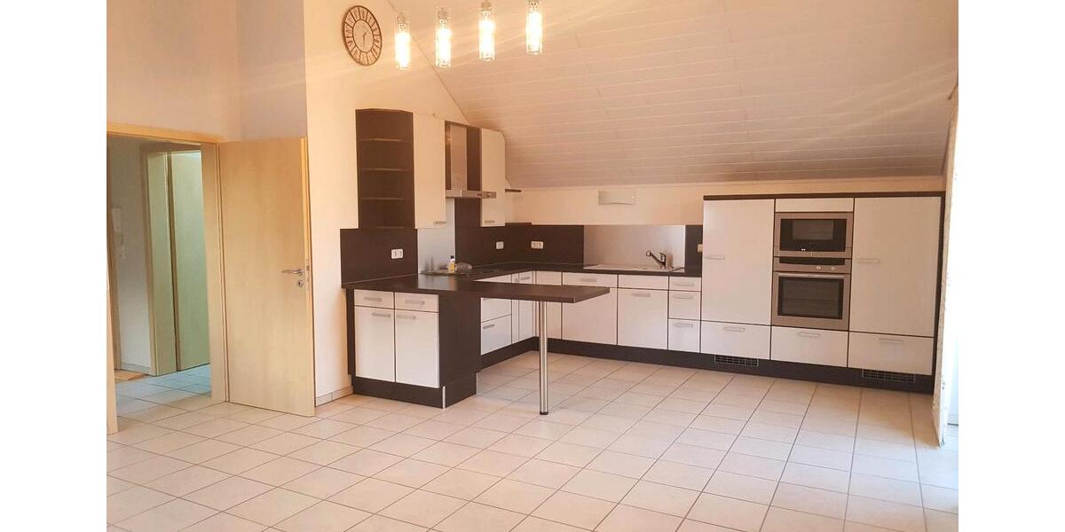 Dachgeschoßwohnung Bedburg - 1 Zimmer, 83 m&sup2;, 259.000&euro; | Angebot:27101441