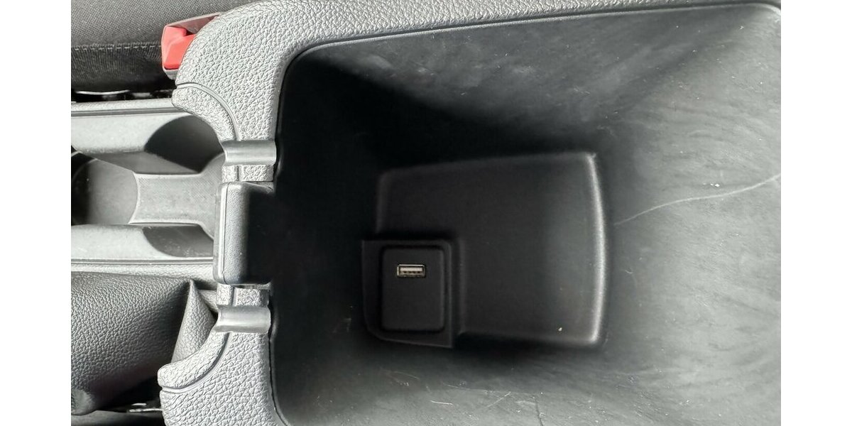 Opel Astra Klima Navi Temp CarPlay 1.Hd 28.000 km !!! 28.000 km 13.250 &euro; Erftstadt 50374