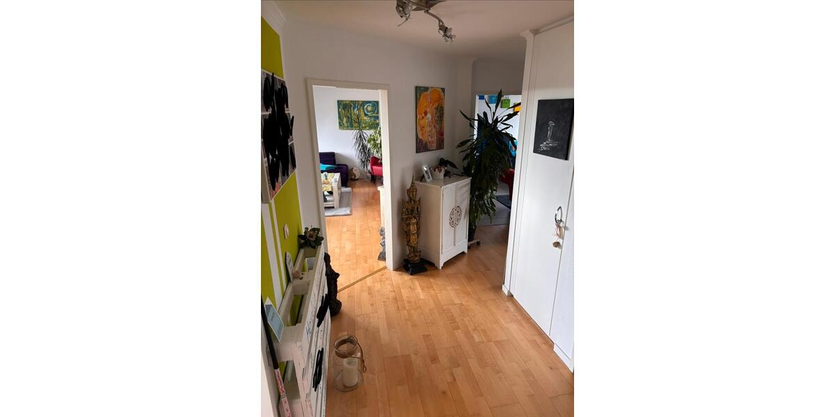 Dachgeschoßwohnung Hilden - 3 Zimmer, 77 m&sup2;, 242.000&euro; | Angebot:26955708