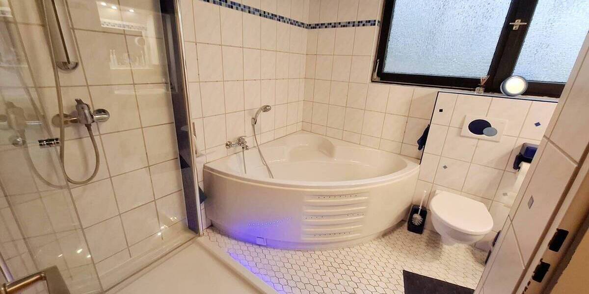 Doppelhaushälfte Bergisch Gladbach Sand - 4 Zimmer, 126 m&sup2;, 495.000&euro; | Angebot:25740758