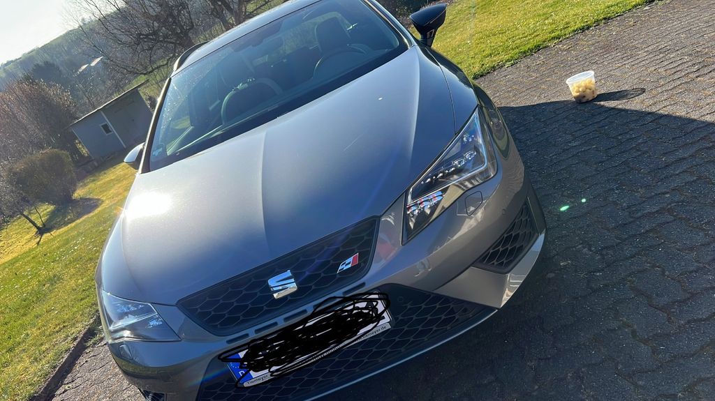 Seat Leon 110.000 km 17.500 &euro; Hückeswagen 42499