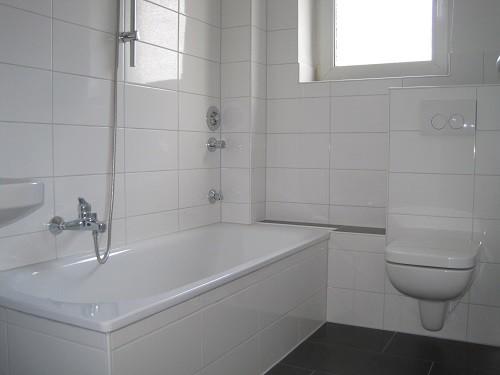Dachgeschoßwohnung Niederkassel - 3.5 Zimmer, 69 m&sup2;, 796&euro; | Angebot:26275204