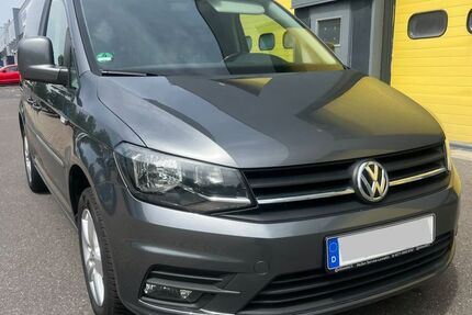 VW Caddy 199.000 km 8.995 &euro; Düsseldorf 40627