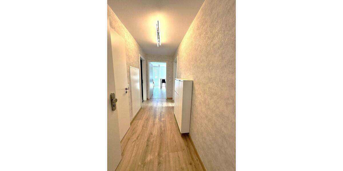 Top moderne 3 Zimmer DG-Wohnung mit 2 Dachterrassen, Aufzug & Einzelgarage! 3 zimmer