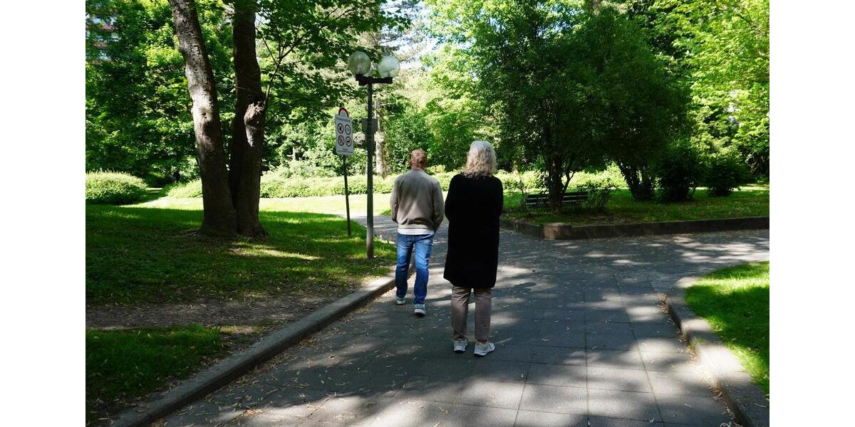 KLEIN + FEIN = DEIN! Modernes Apartment + Balkon, separate Küche, neues Bad, Wandschrank, Aufzug 1 zimmer