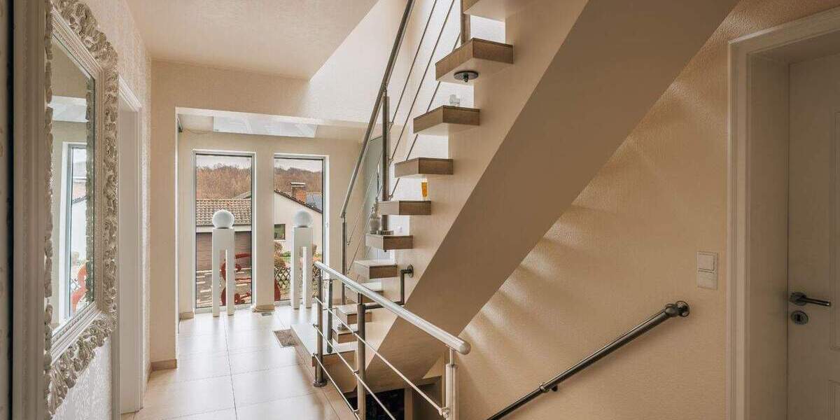 Einfamilienhaus Bergisch Gladbach Schildgen - 7 Zimmer, 282 m&sup2;, 945.000&euro; | Angebot:24138043