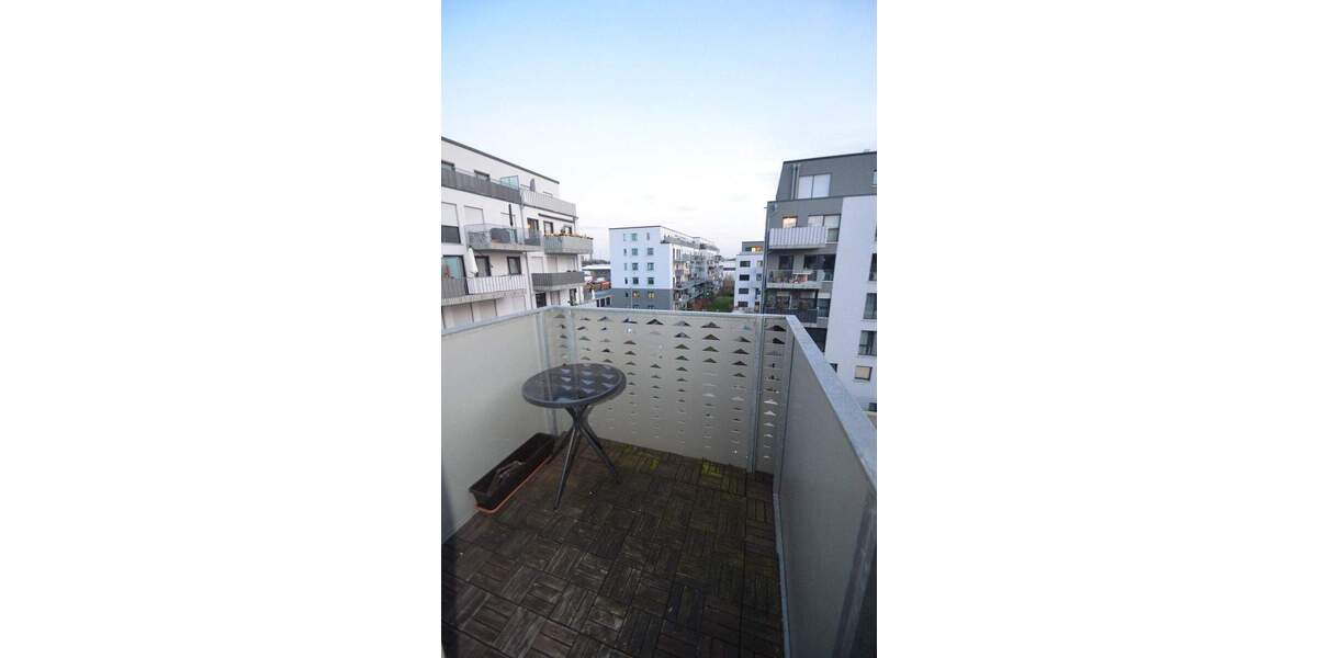 Schön geschnittene zentrale 2-Zimmer-Wohnung mit Aufzug und TG-Stellplatz! 2 zimmer