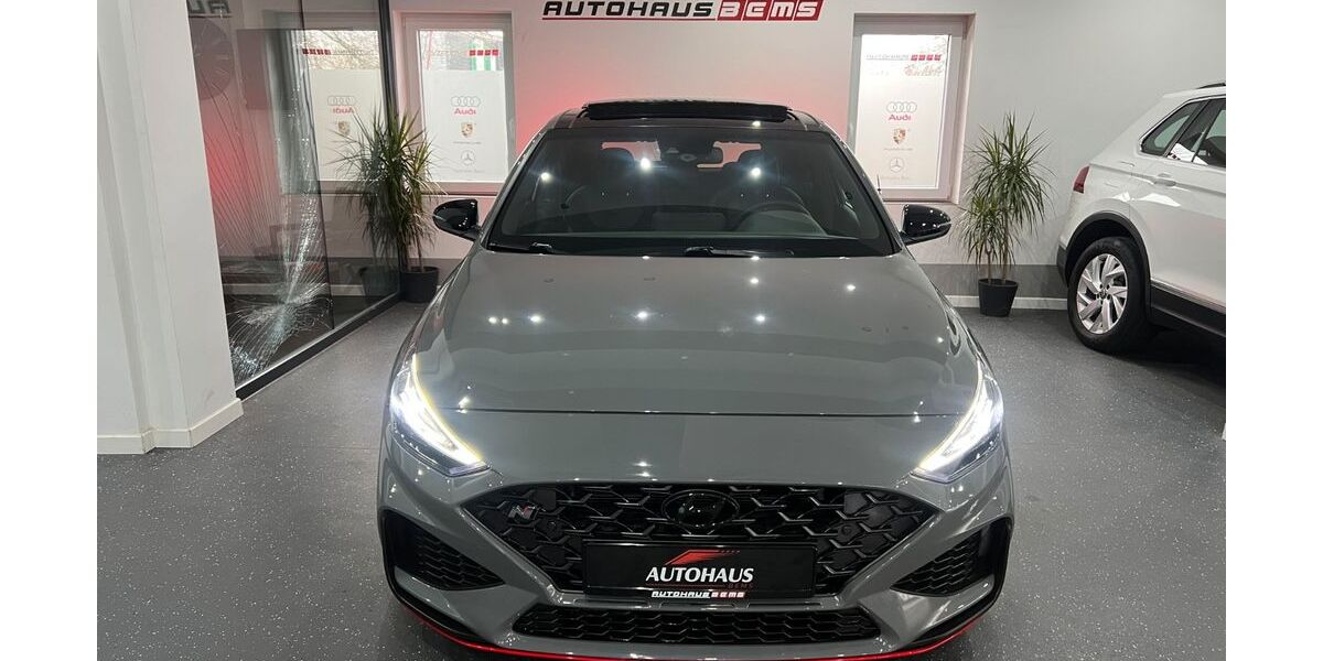 Hyundai i30 33.951 km 33.450 &euro; Remscheid 42857