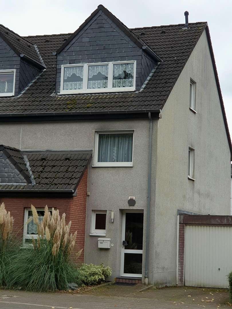 Haus zum Kaufen in Hilden 480.000 € 115 m² 5 zimmer