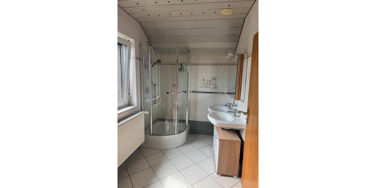 Einfamilienhaus Bergheim - 9 Zimmer, 218 m&sup2;, 599.000&euro; | Angebot:27000220