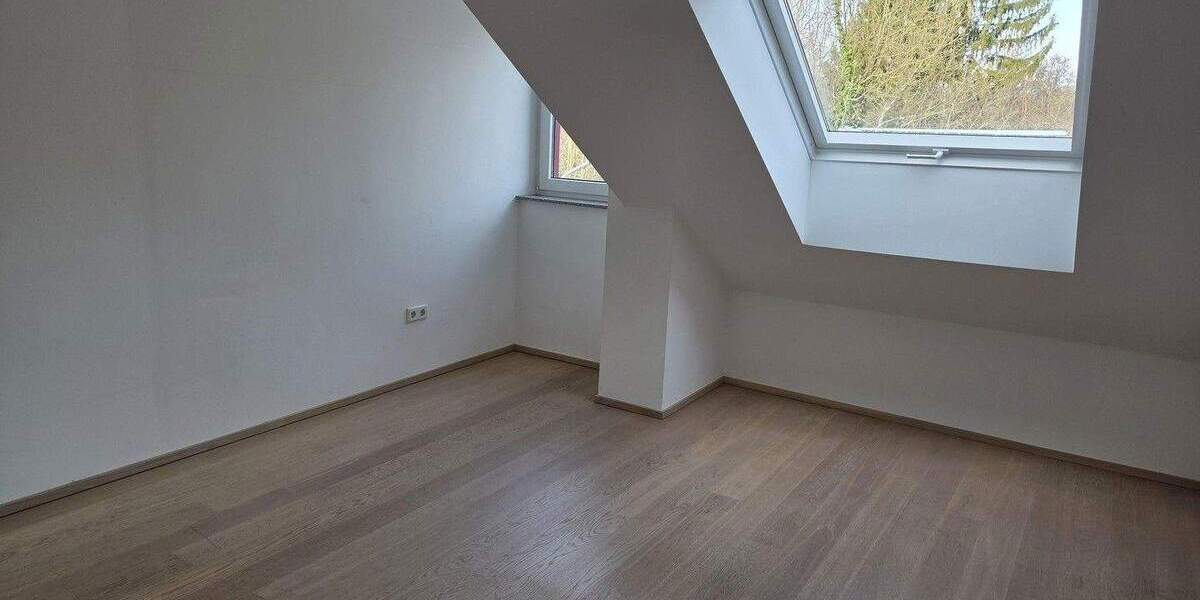 Etagenwohnung Leverkusen Quettingen - 4 Zimmer, 109 m&sup2;, 450.000&euro; | Angebot:25155232
