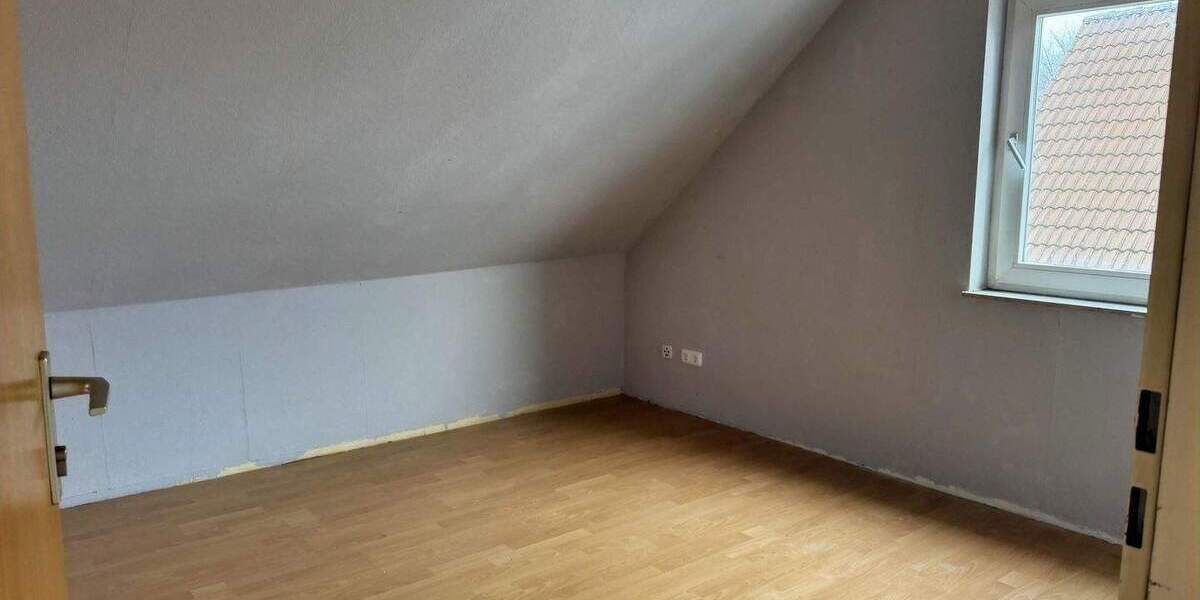 Große Helle Wohnung mit Charme 4 zimmer