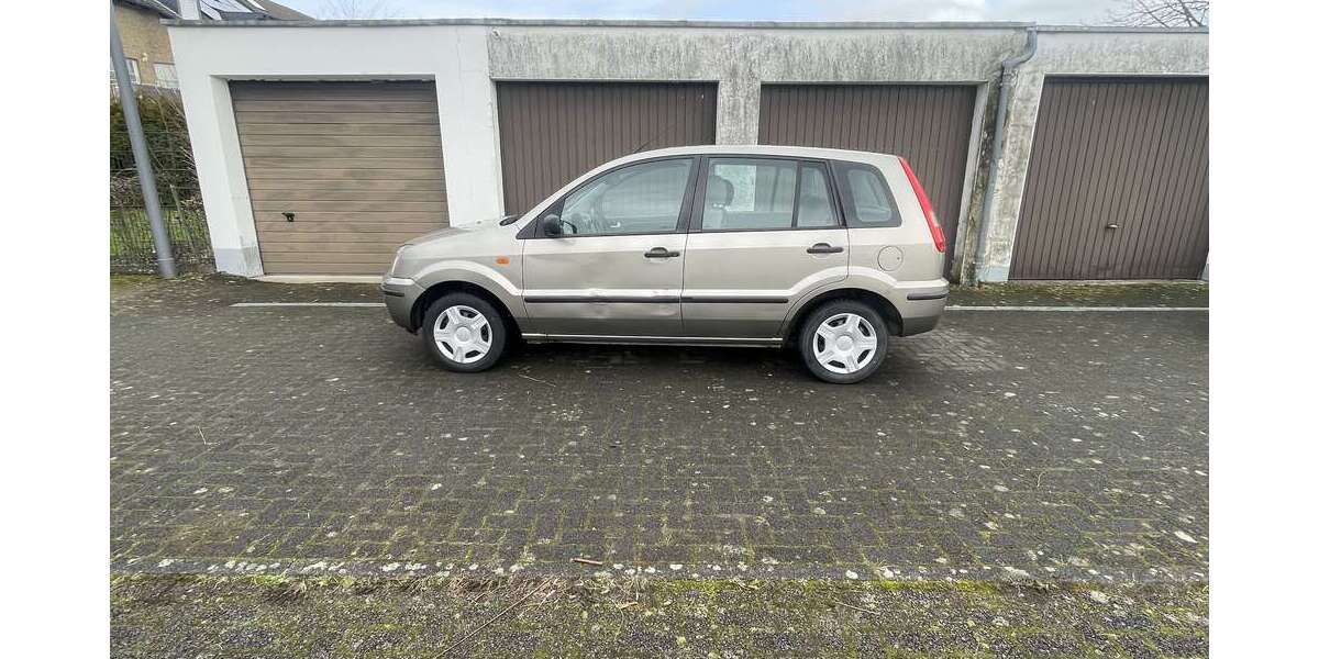 Ford Fusion 123.000 km 4.600 &euro; Köln 50765