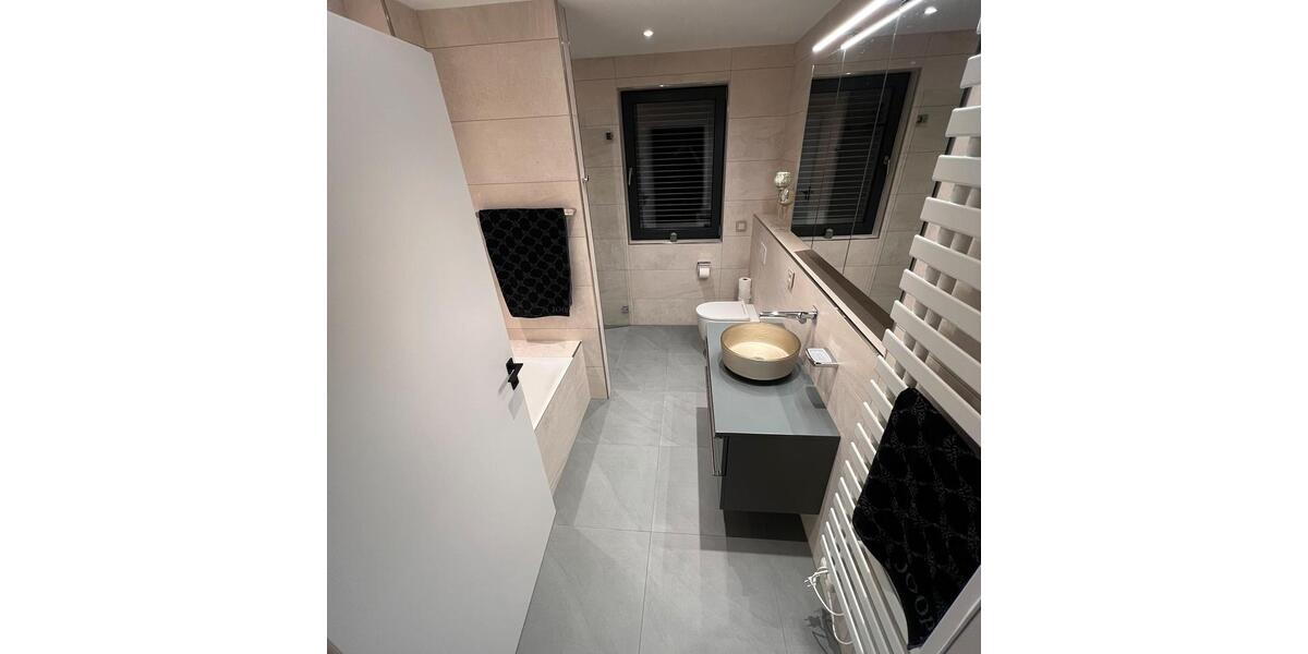 Etagenwohnung Remscheid Remscheid-Süd - 4 Zimmer, 105 m&sup2;, 499.000&euro; | Angebot:26355341