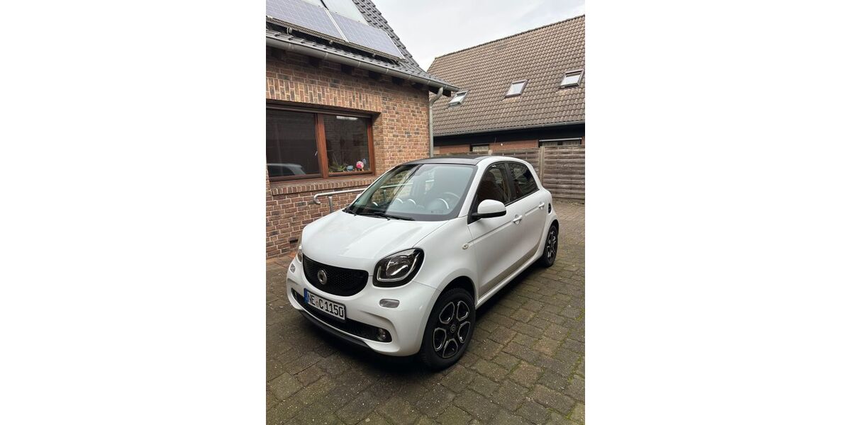Smart ForFour 40.667 km 8.300 &euro; Rommerskirchen 41569
