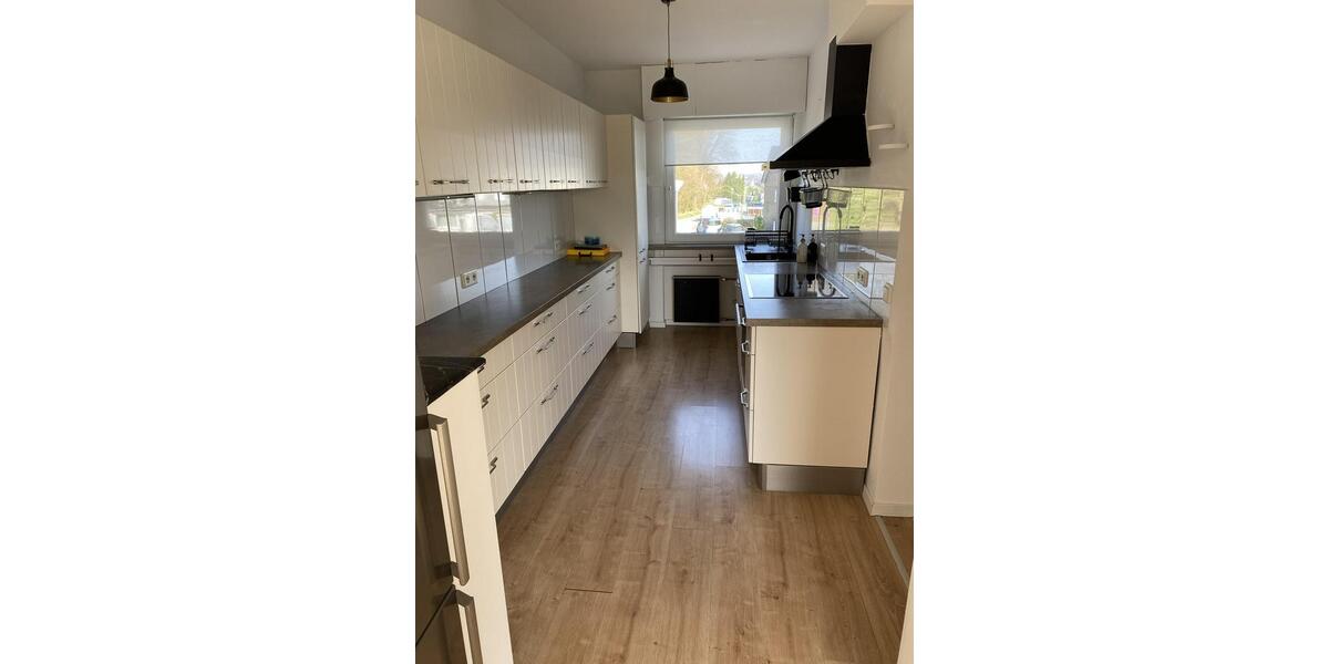 Erdgeschoßwohnung Hückeswagen - 5 Zimmer, 95 m&sup2;, 1.195&euro; | Angebot:25433183