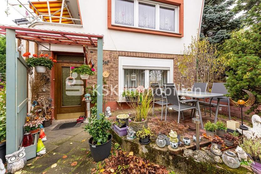 Freistehendes Einfamilienhaus für Kapitalanleger! zimmer