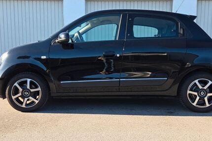 Renault Twingo 76.650 km 8.765 &euro; Hilden 40723
