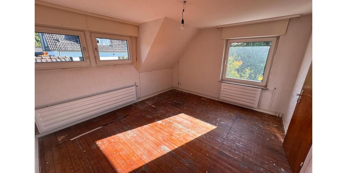 Einfamilienhaus Wermelskirchen - 5 Zimmer, 154 m&sup2;, 350.000&euro; | Angebot:26891934