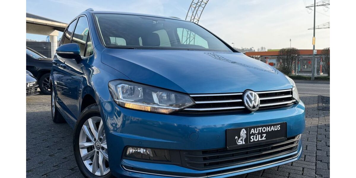 VW Touran 53.596 km 22.999 &euro; Lohmar 53797