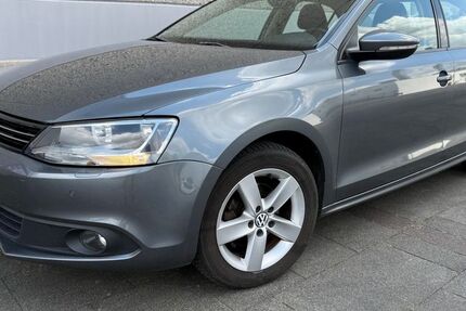 VW Jetta 173.000 km 4.999 &euro; Köln 50739