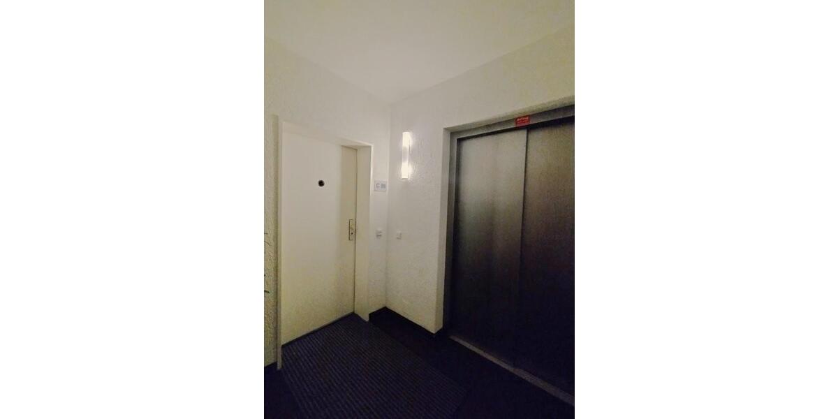 Mikro-Hotel in Köln voll genehmigter Beherbergungsbetrieb mit 8 Betten 4 Zimmern, studentisches Wohnen denkbar - Gewerbeobjekt Köln Mülheim | Angebot:22794810