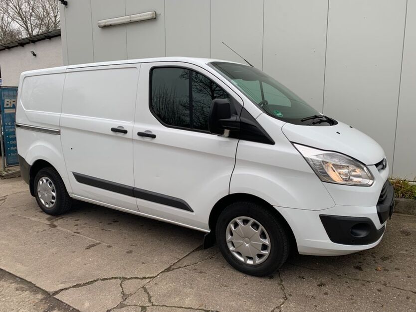 Ford Transit Custom 78.625 km 17.995 € Köln 51107